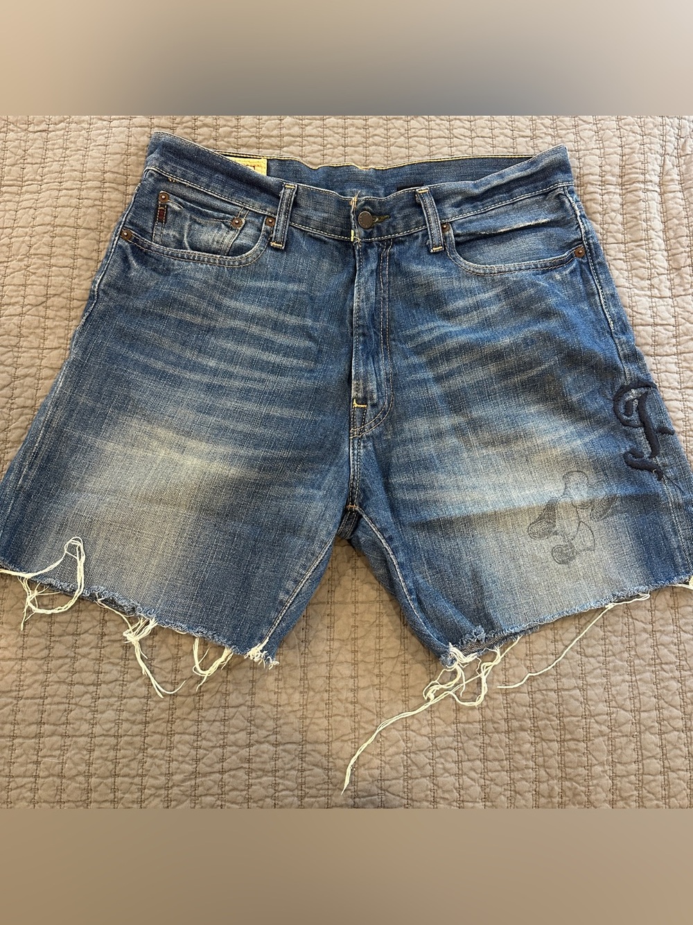 Abercrombie & Fitch Size 38 Men’s Denim Cutoff Shorts